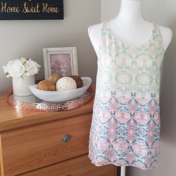 CAbi Mosaic tunic top - Picture 2 of 8